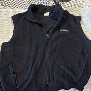 Columbia Midnight Black Sleeveless Fleece